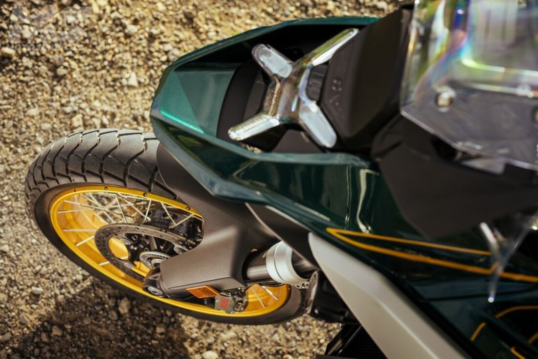 Michelin Anakee Adventure 2 : un nouveau pneu trail plein de promesses !